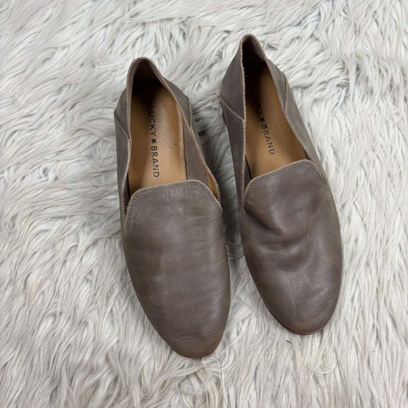 Lucky Brand Women's 7 Gray Soft Leather Loafer Flats Preppy Academia Office - Picture 2 of 7